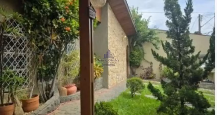 Imperdível oportunidade de adquirir uma casa com 3 quartos e 4 vagas de garagem no jardim independência, taubaté-sp!