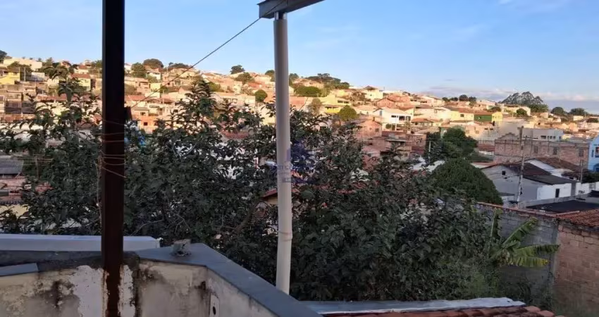 Casa com 2 quartos à venda na Chácara São Silvestre, Taubaté 