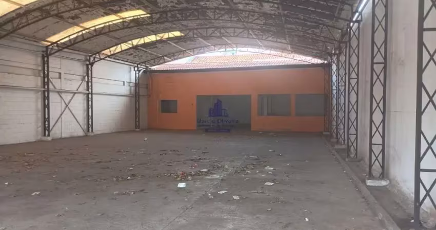 Barracão / Galpão / Depósito à venda no Centro, Taubaté 