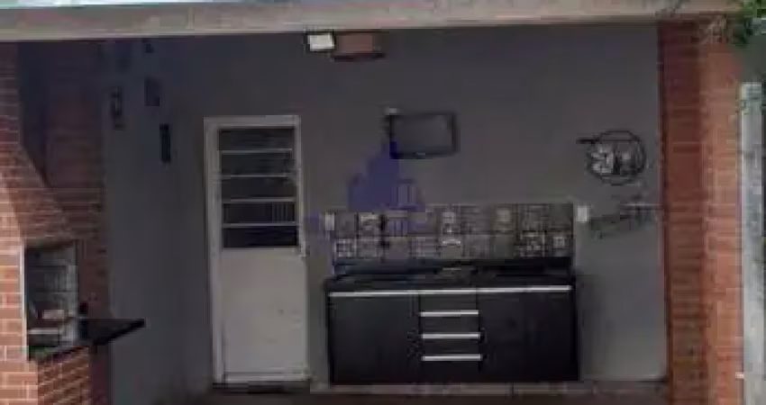 Casa com 2 quartos para alugar no Jardim Marlene Miranda, Taubaté 