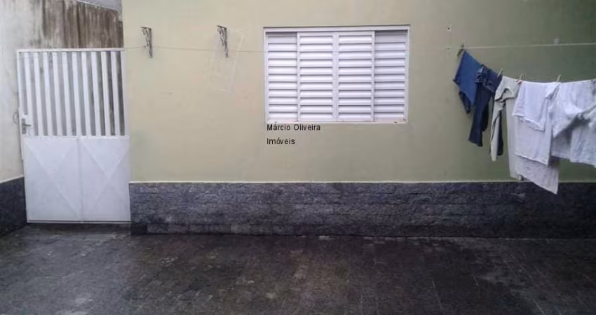 Imperdível oportunidade: Casa à venda em Tremembé-SP, bairro Flor do Vale, 4 quartos, 2 suítes, 1 sala, 3 banheiros, 2 vagas, 140m².