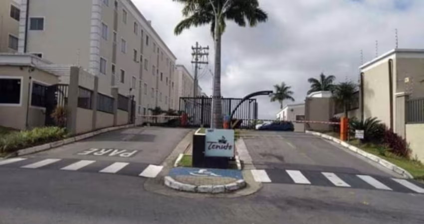 Apartamento com planejados e blindex no Bonfim