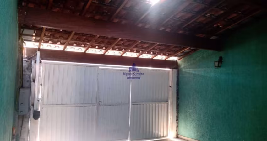 Casa com Terreno amplo, Aceita permuta.