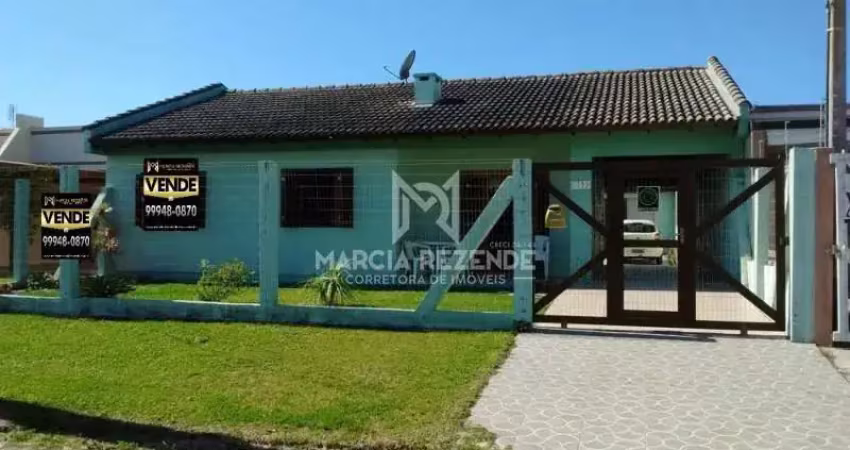 Casa em laje no centro de imbé com 3 dormitóriod e suíte com anexo!