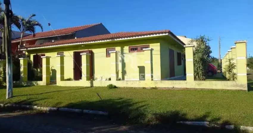 Casa com 2 quartos à venda no Centro, Imbé 