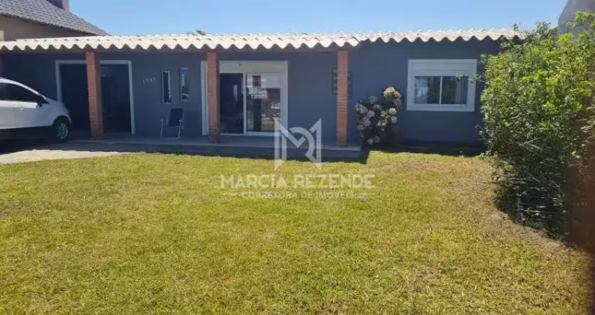 Casa com piscina ao lado do lago braço morto de imbé!