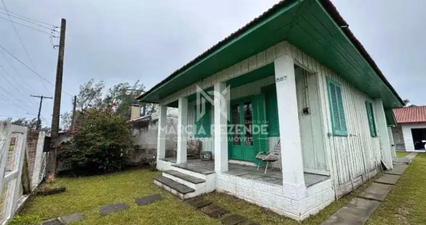 Duas casas no mesmo terreno próximo a barra de imbé