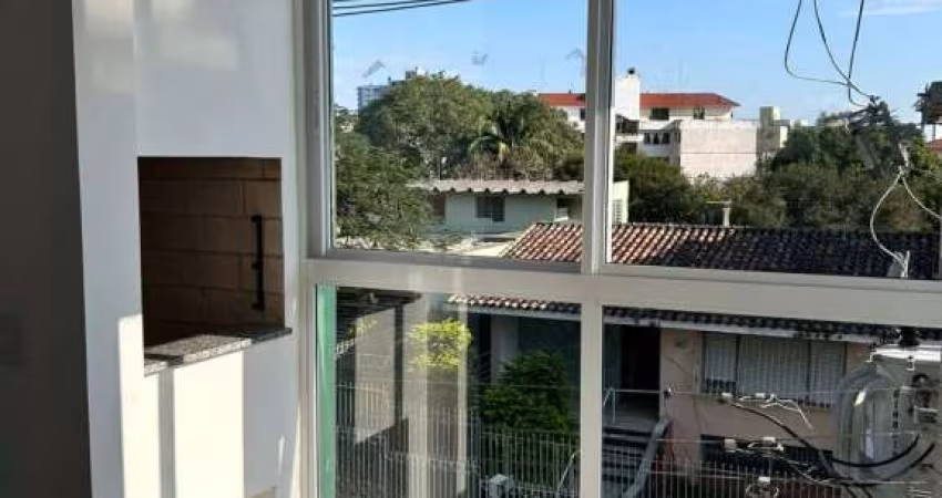 APARTAMENTO SEMI MOBILIADO NOVO COM 2 DORMITÓRIOS COM GARAGEM NO CENTRO - AP1580