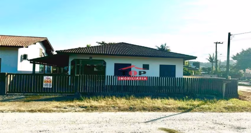 Casa com 3 dormitórios à venda, 177 m² por R$ 600.000,00 - Princesa do Mar - Itapoá/SC