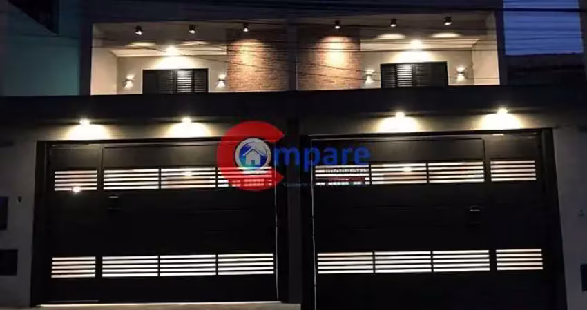 Sobrado recém-edificado de esplendor com 170m², com 3 suítes e 3 vagas de garagem na região do parq