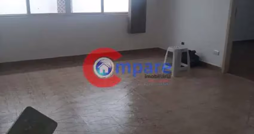 Apartamento com 3 quartos para alugar na Rua Cavadas, 2313, Vila São João, Guarulhos