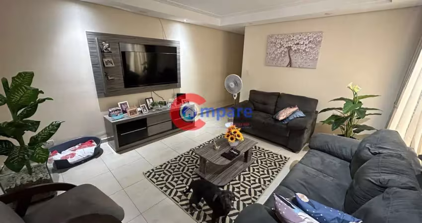 Linda casa à venda, com excelente acabamento, com 2 vagas de garagem coberta, na região do jardim s