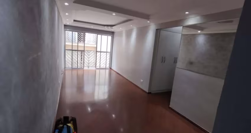 Lindo apartamento para locação com 3 dormitórios, estando em excelente localização dentro do bairro