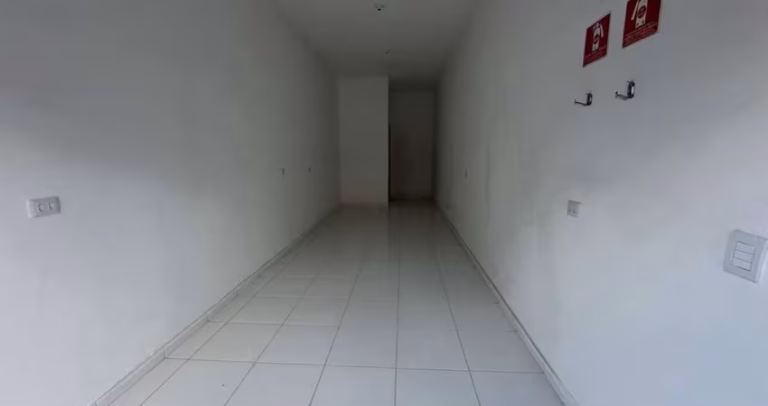 Loja Comercial no Presidente Dutra – 24 m² Reformados para Seu Negócio Crescer!