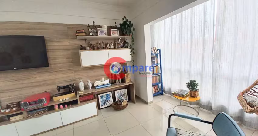 Casa com 4 quartos à venda na Rua Segundo-Sargento Orlando Randi, 95, Jardim Santa Mena, Guarulhos