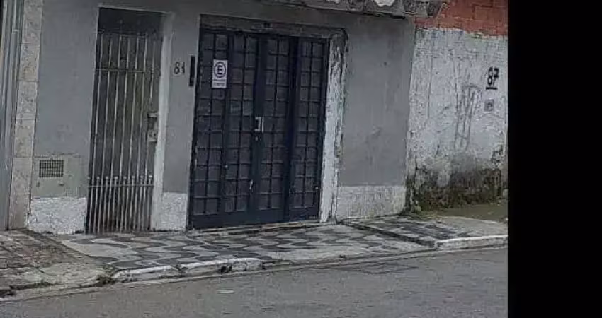 Casa à venda na Rua Antônio Palombo, Taboão, Diadema