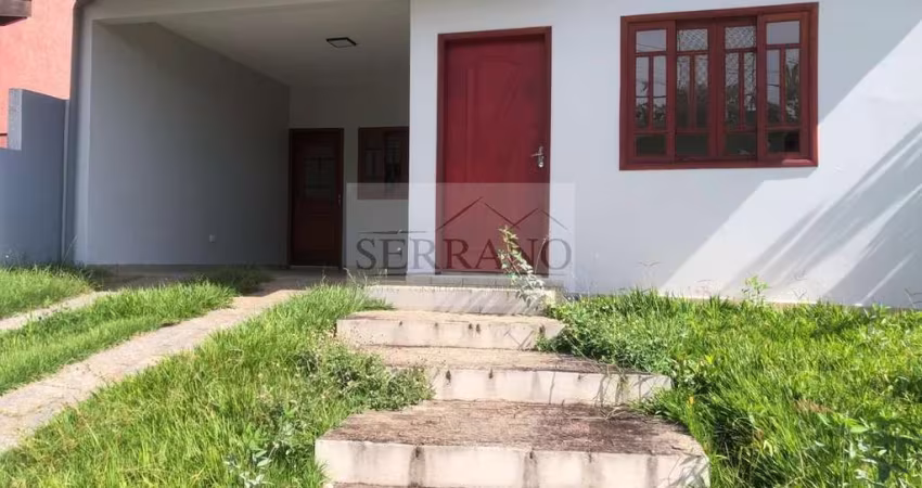 Casa em Condomínio de Alto Padrão em Vinhedo-SP - 3 Quartos, 1 Suíte, 2 Banheiros, 2 Vagas - Bairro Pinheirinho - Imperdível!