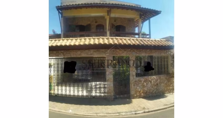 Imperdível oportunidade de casa à venda em Louveira-SP, na Vila Pasti, com 3 quartos, 3 suítes e 2 salas!