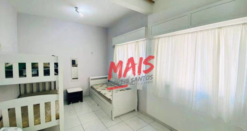 Sala-living ampla em prédio frente ao mar!