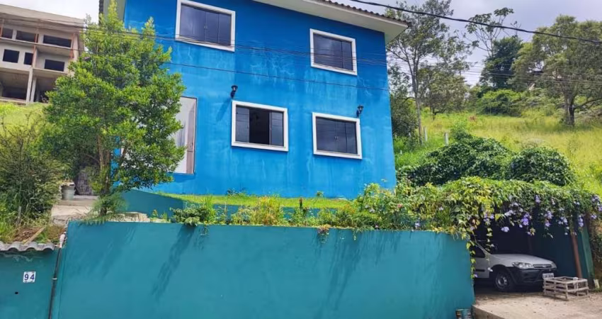 Casa em Condomínio para Venda em Teresópolis, Albuquerque, 2 dormitórios, 1 suíte, 3 banheiros, 2 vagas