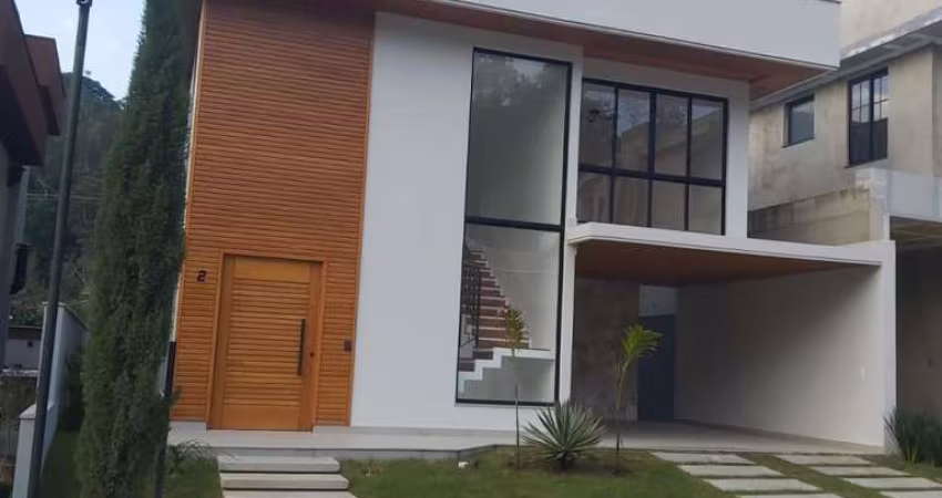 Casa em Condomínio para Venda em Teresópolis, Posse, 3 dormitórios, 1 suíte, 2 banheiros, 1 vaga
