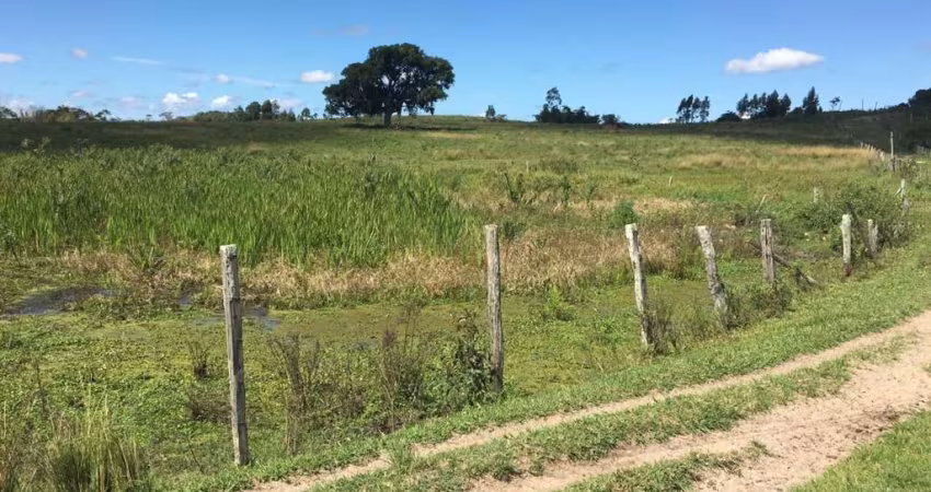 Fazenda para Venda em Araruama, Monteiro (São Vicente), 4 dormitórios