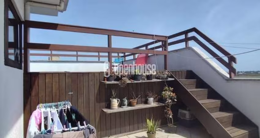 Cobertura com Piscina 4 Dormitórios 2 Suítes 3 Banheiro 2 Vagas