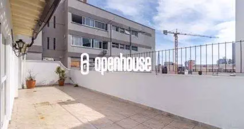 Cobertura com 219m² 3 dormitórios 1 suíte 4 banheiros 2 vagas