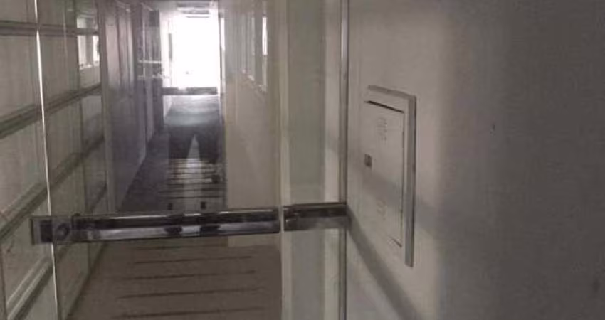 SALAS COMERCIAIS NO CENTRO DE SANTOS EM EDIFÍCO COM ELEVADOR