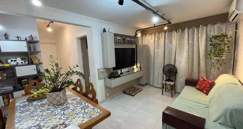 APARTAMENTO LATERAL 1 DORMITÓRIO 1 BANHEIRO 1 VAGA DEMARCADA 54 m² MACUCO
