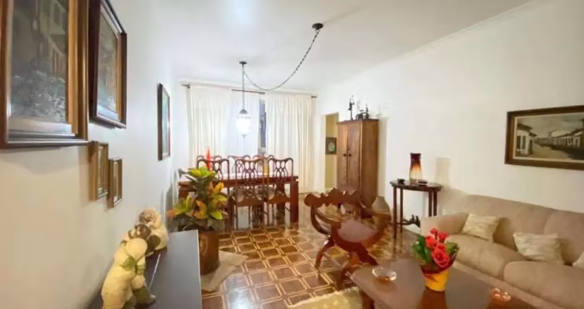Apartamento na pompéia, 2 quartos (1 suíte), próximo da praia, 1 vaga demarcada