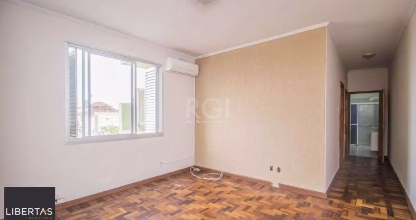 Apartamento de 2 dormitórios, Floresta DESOCUPADO