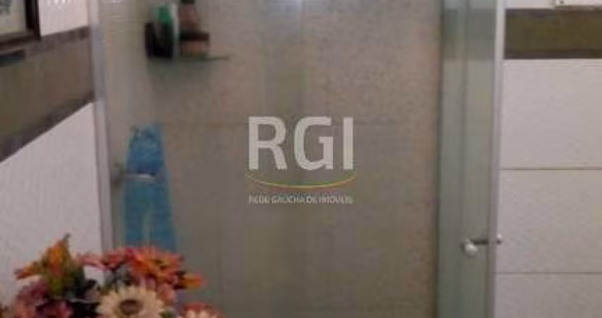 Casa para Venda - 65m², 3 dormitórios, 3 vagas - São José
