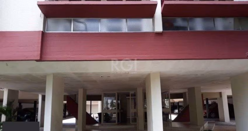Apartamento 03 dormitórios (01 suíte), com vaga escriturada, no bairro Santana,