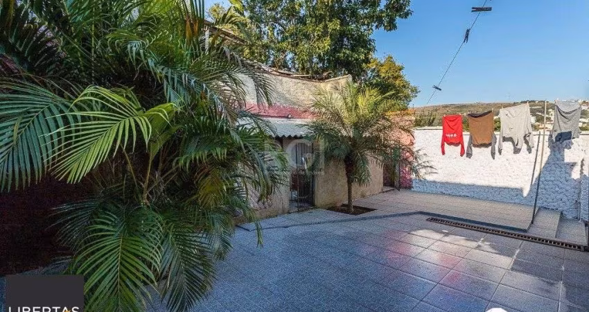 Casa sobrado de 5 dormitórios 2 vagas - Cristal