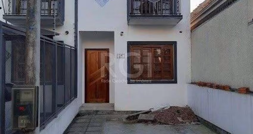 Sobrado para Venda - 100.45m², 2 dormitórios, sendo 2 suites, 1 vaga - Guarujá