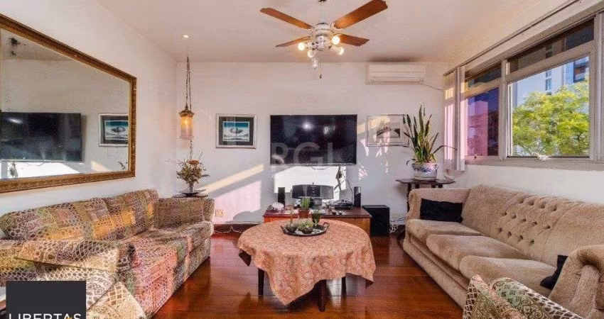 Apartamento para Venda - 138m², 3 dormitórios, sendo 1 suites, 1 vaga - Petrópol