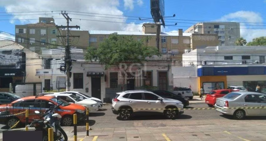 Casa para Venda - 80m², 2 dormitórios, Floresta