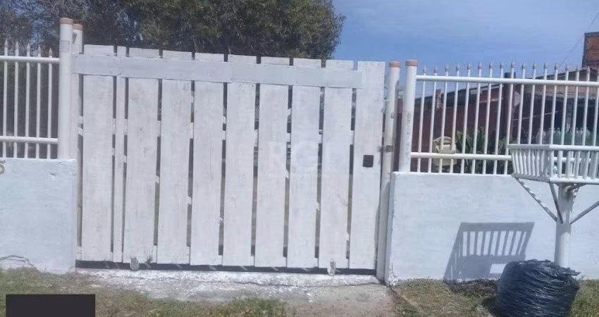 Casa para Venda - 200m², 3 dormitórios, 5 vagas - Centro