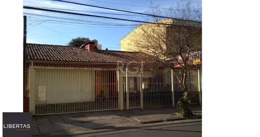 Casa para Venda - 179m², 3 dormitórios, sendo 1 suites, 2 vagas - Boa Vista