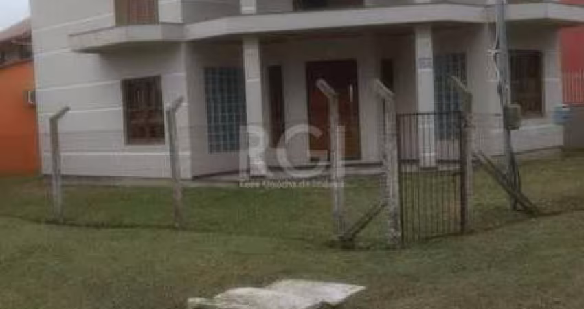 Casa para Venda - 180m², 3 dormitórios, Jardim Iolanda