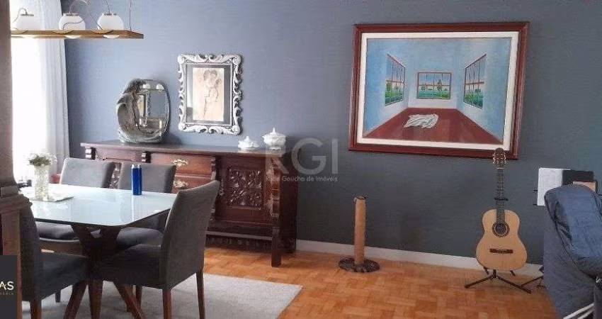 Apartamento para Venda - 143.28m², 3 dormitórios, sendo 1 suites, 1 vaga - Petró
