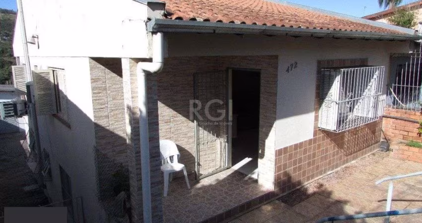 Casa para Venda - 180m², 3 dormitórios, 2 vagas - Jardim Carvalho
