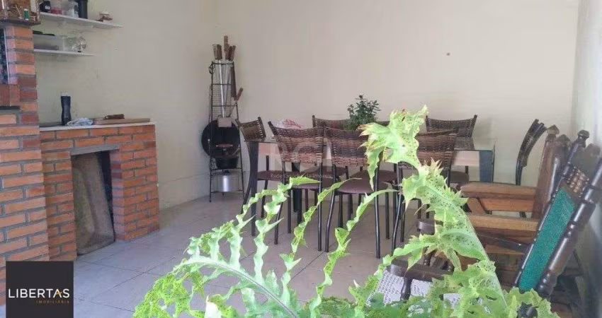 Casa no Centro de Gravatai de 2 dormitórios e vaga
