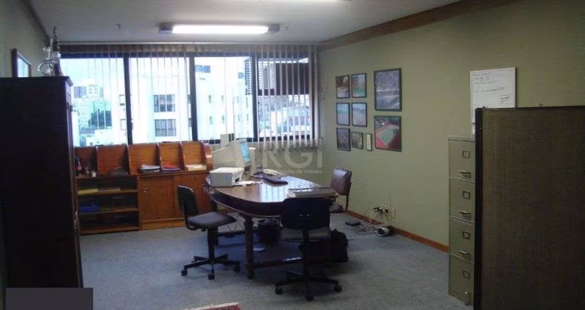 Sala Comercial no bairro São João com vaga