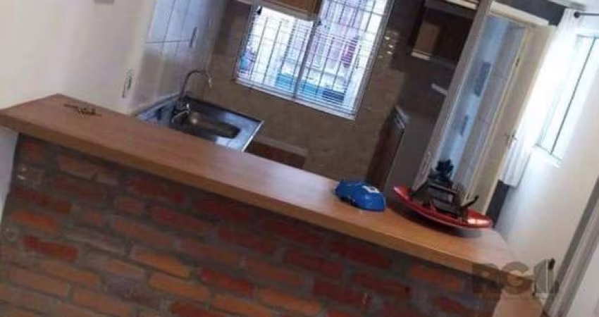Apartamento 02 dormitórios e vaga rotativa, no bairro Jardim Leopoldina, em Port