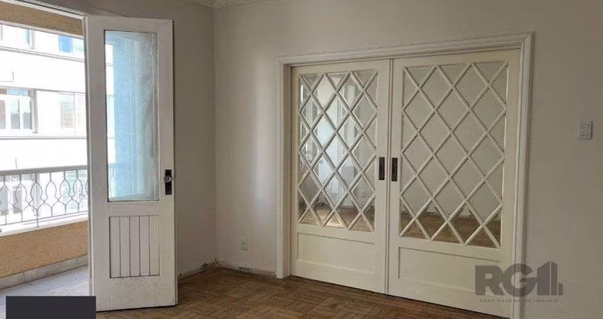 Apartamento na Independência com 176m² de 3 dormitórios e vaga DESOCUPADO