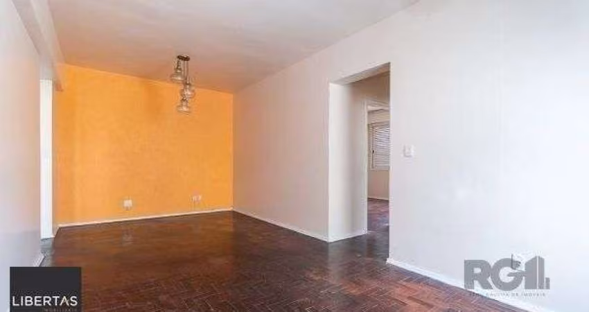 Apartamento de 2 dormitórios dependência e vaga