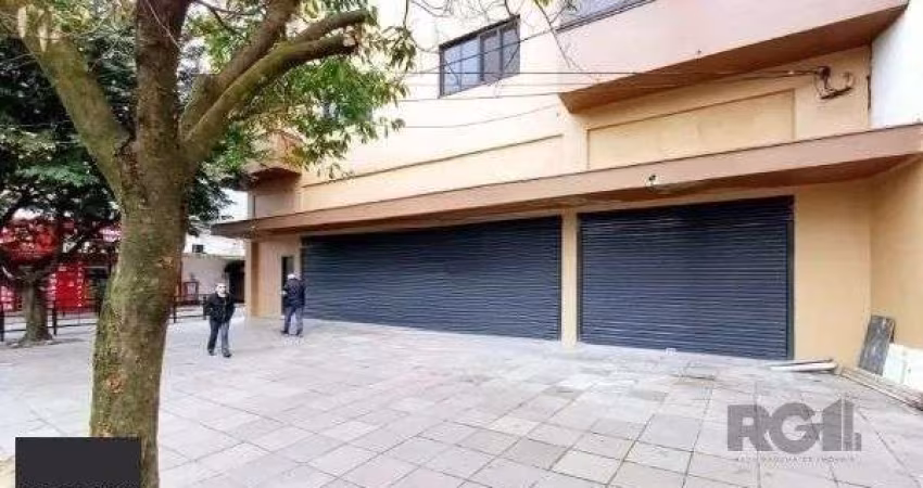 Libertas imobiliária aluga loja na Av. Assis Brasil com 530m²-Passo D`areia