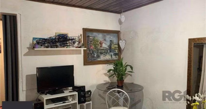 Casa 2 dormitórios à venda Humaitá Porto Alegre/RS